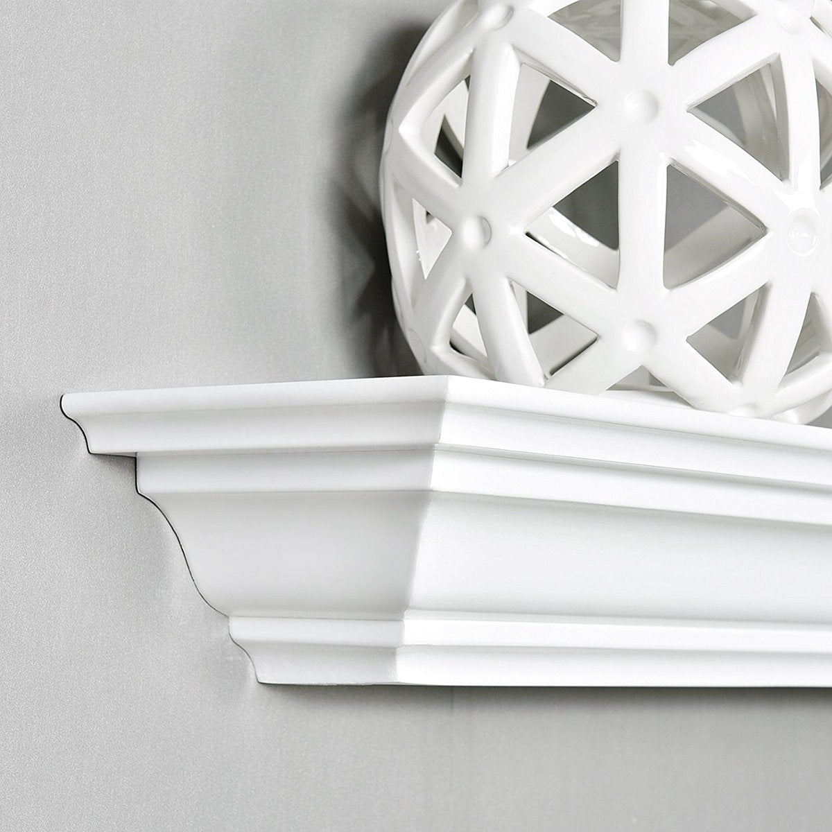 Traditional Crown Molding Wall Display Shelf