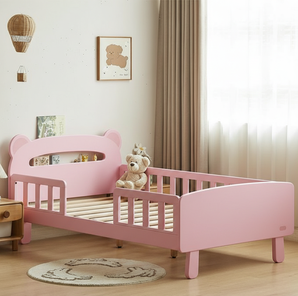 ADOUER WOOD Solid Wood Bear-Shaped Toddler Bed with Safety Guardrails
